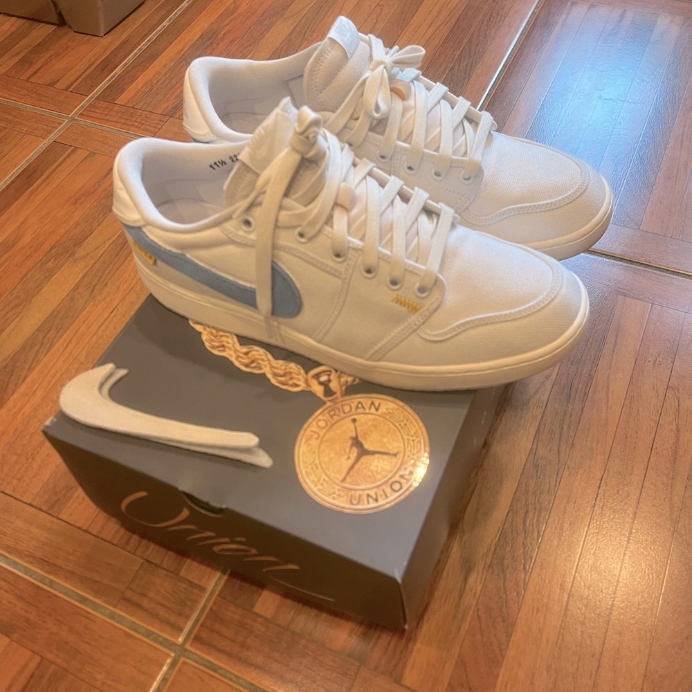 Union LA Jordan KO 1 Low collaboration. Velcro blue and grey Nike checks sz 11.5